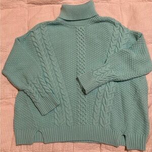 Women’s Mint Green Turtleneck Sweater - Oversized Medium